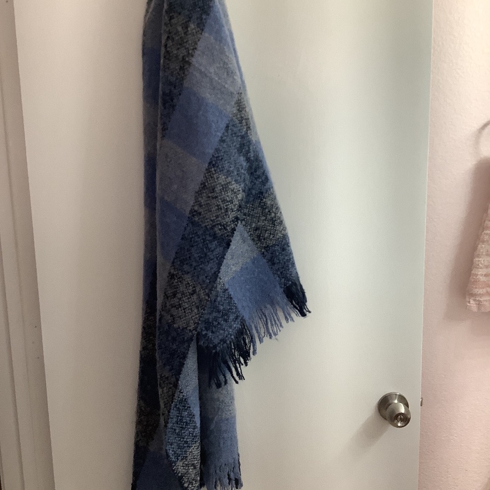 Francescas - wrap around